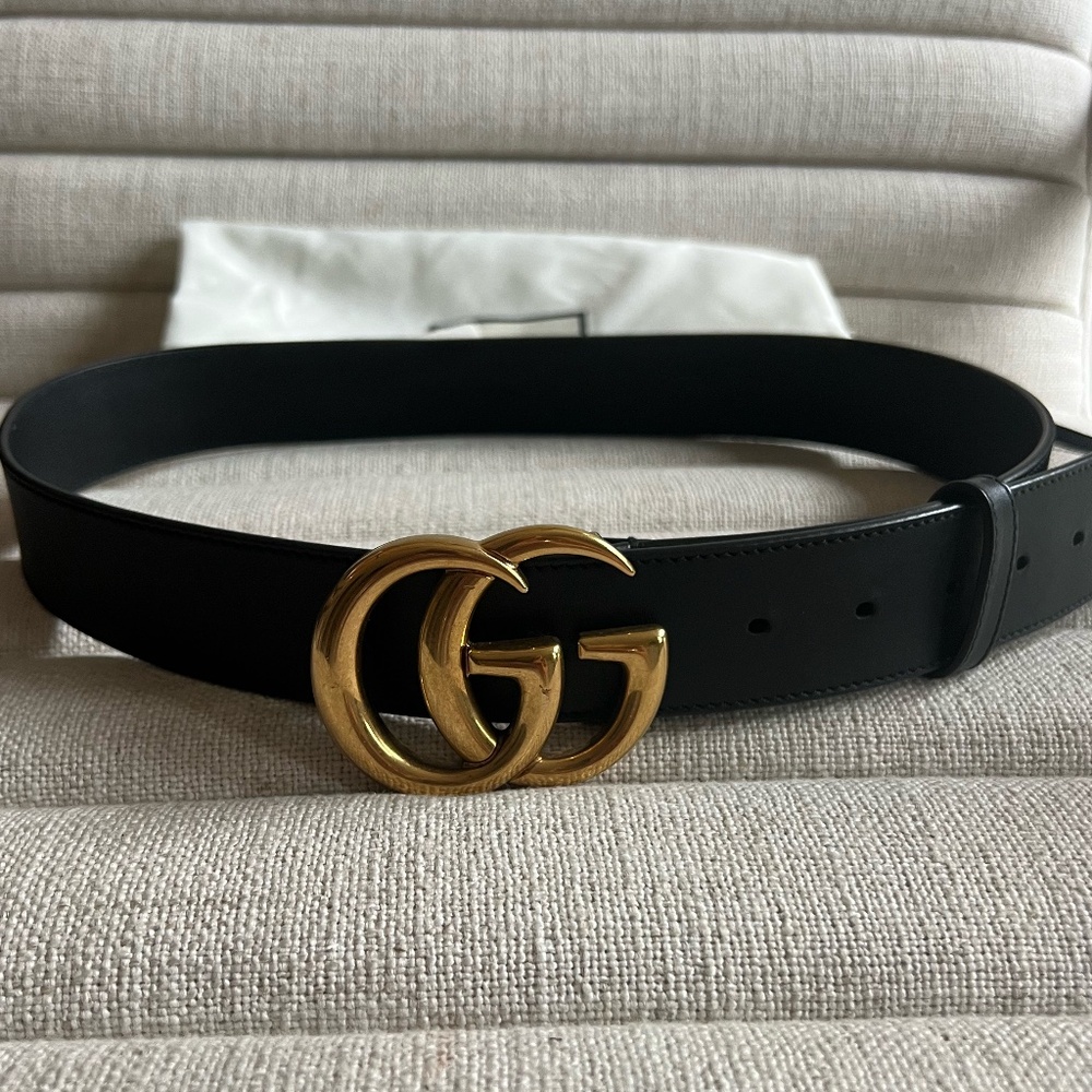Authentic Women's Gucci GG Marmont wide belt in black